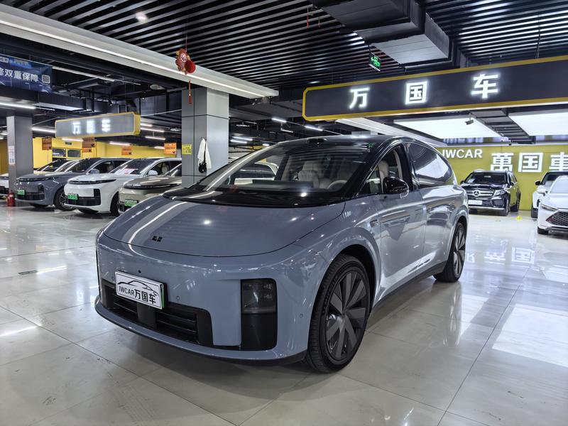 LiXiang i8, 2025 — купить в Белгороде под ключ
