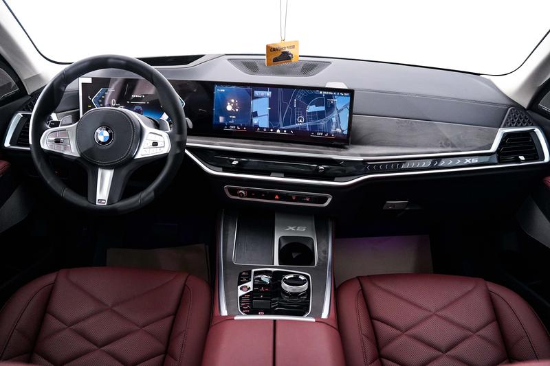 BMW X5, 2024 — фото 11 из 12