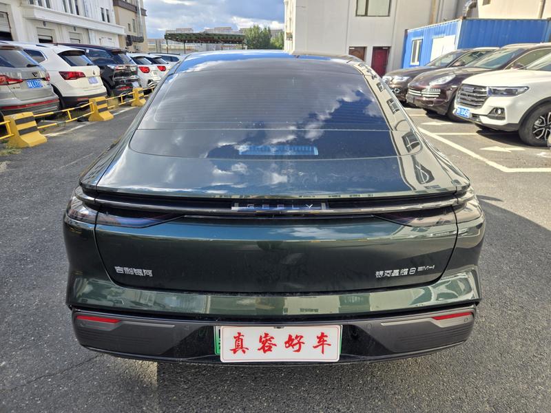 Geely Galaxy Starshine 8 EM-i, 2025 — фото 6 из 12