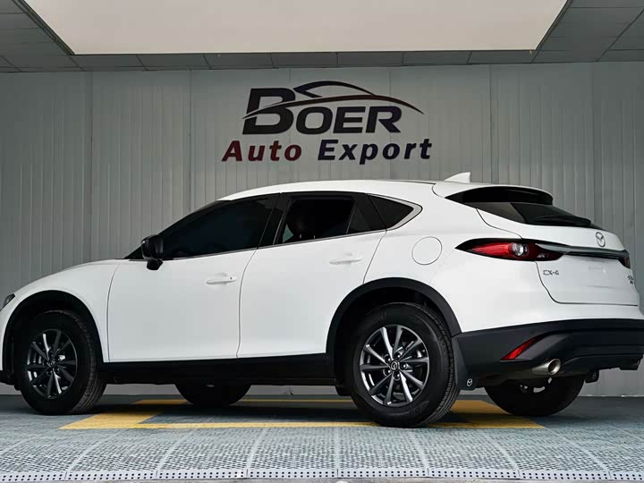 Mazda CX-4, 2023 — фото 4 из 9