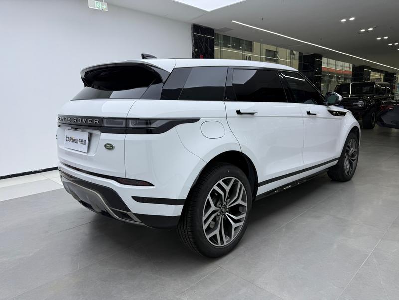 Land Rover Range Rover Evoque L, 2023 — фото 6 из 12