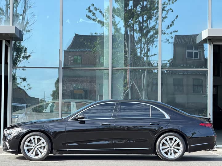 Mercedes-Benz S-Class, 2024 — фото 3 из 9