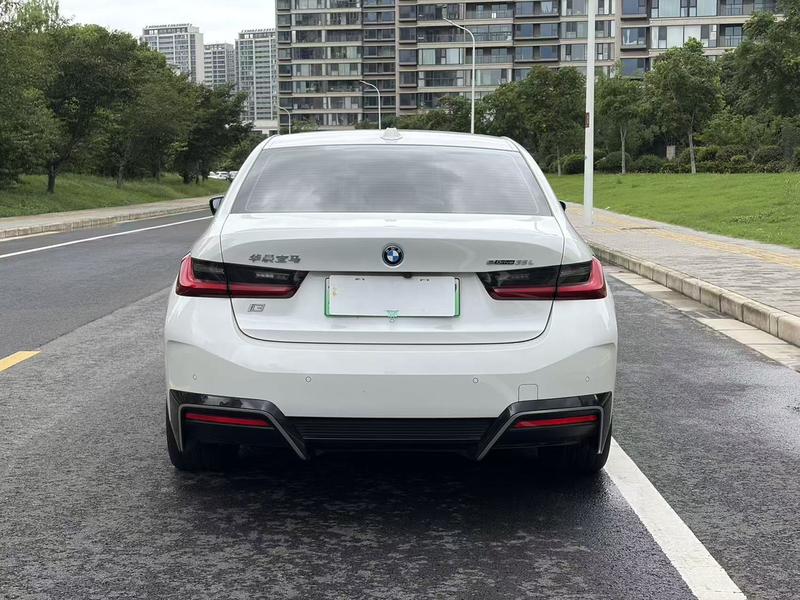 BMW i3, 2022 — фото 6 из 12