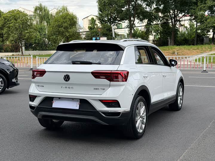 Volkswagen T-Roc, 2022 — фото 5 из 9