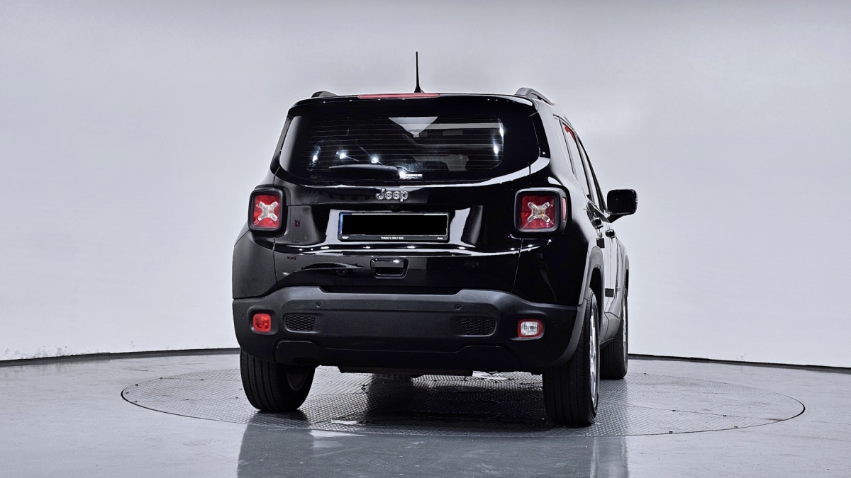 Jeep Renegade, 2022 — фото 4 из 12