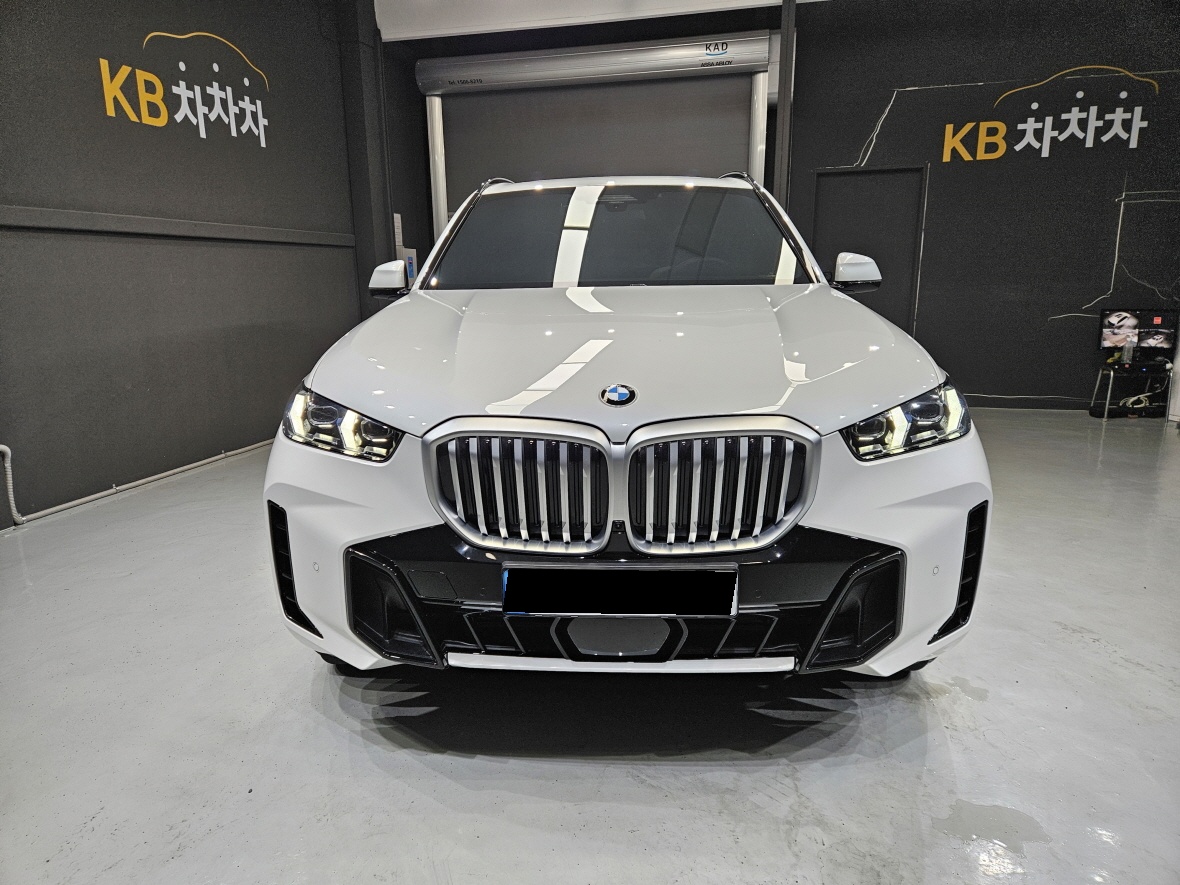 BMW X5, 2025 — фото 3 из 12