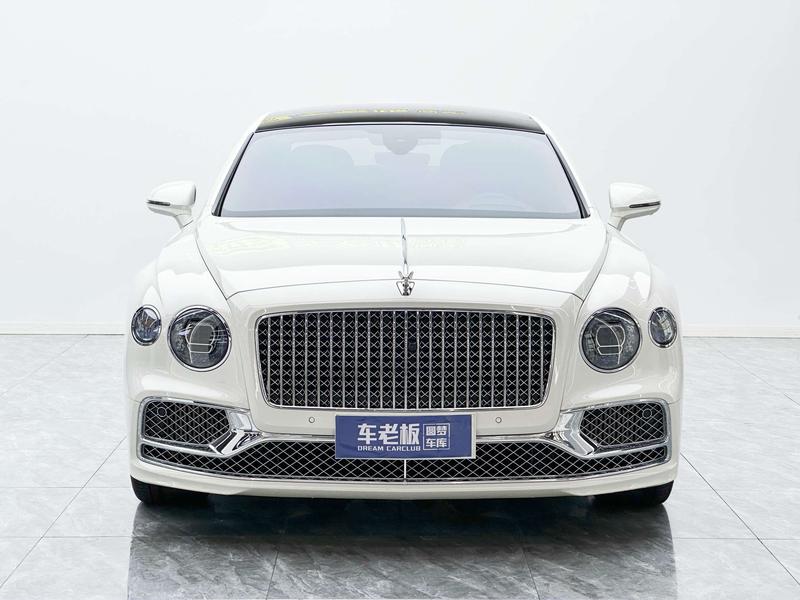 Bentley Flying Spur, 2023 — фото 2 из 12