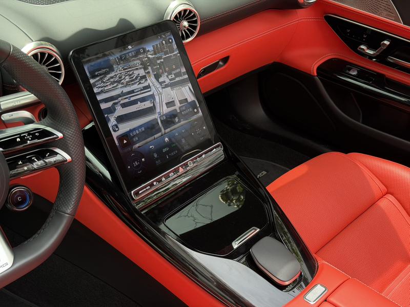Mercedes-Benz SL-Class AMG, 2025 — фото 10 из 12