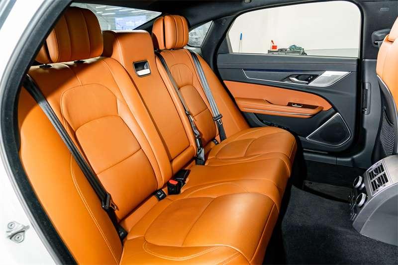 Jaguar XF L, 2023 — фото 12 из 12