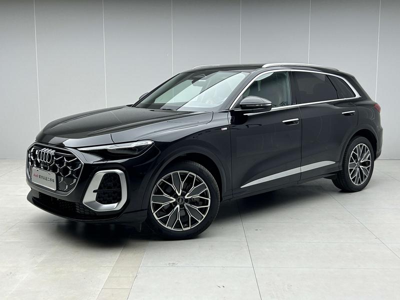 Audi Q5L, 2025 — купить в Ульяновске под ключ