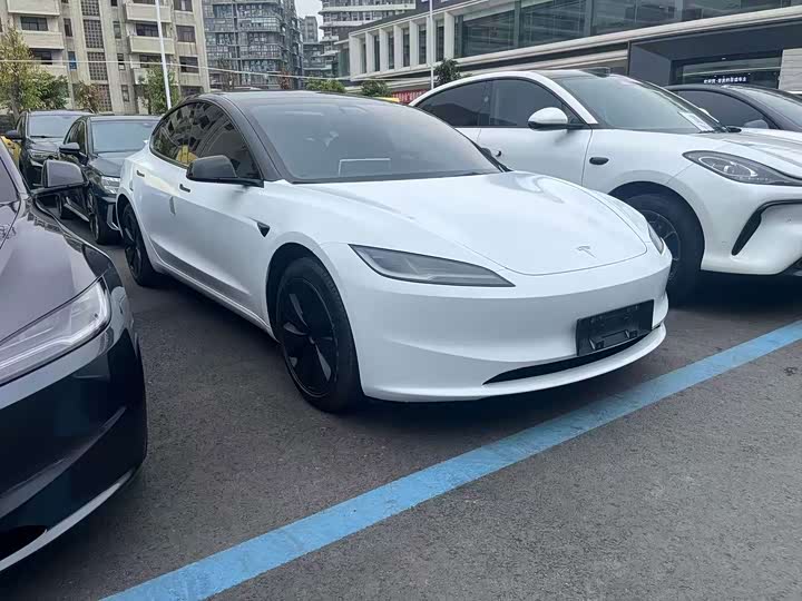 Tesla Model 3, 2024 — фото 3 из 9