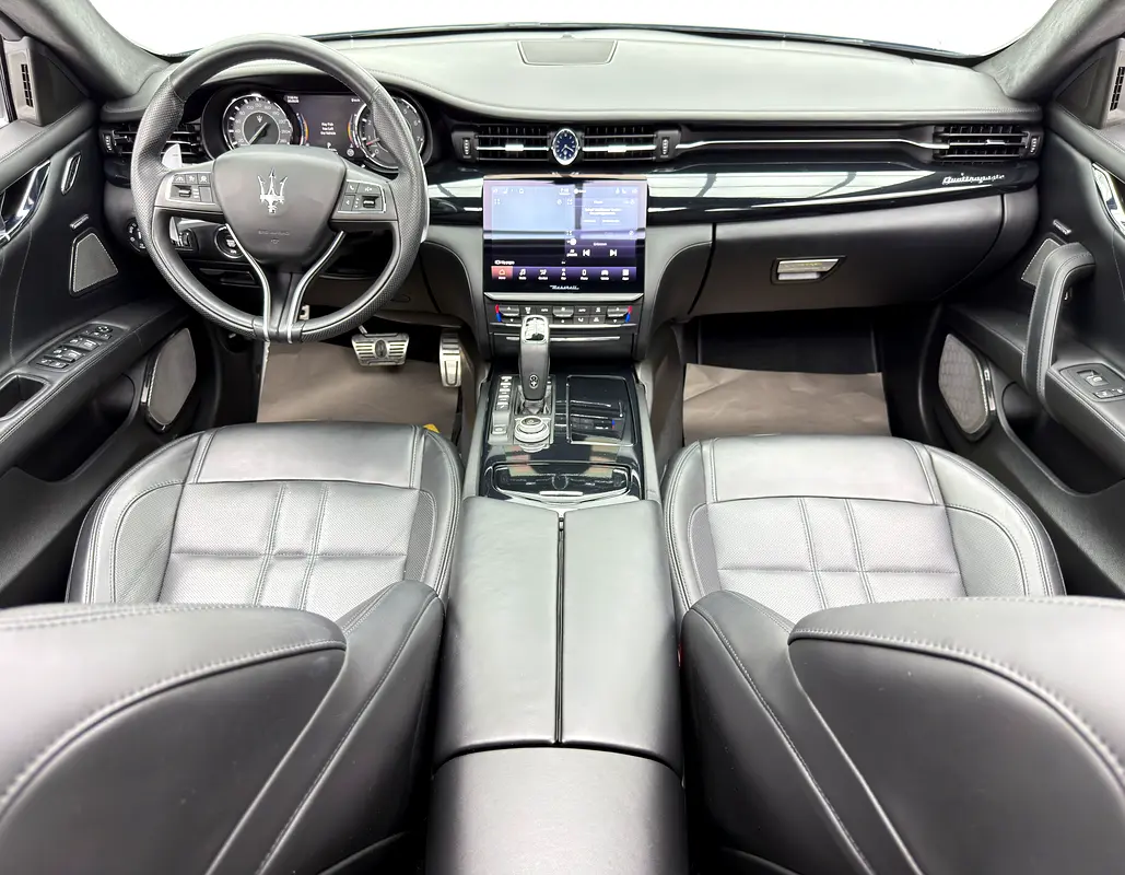 Maserati Quattroporte, 2022 — фото 9 из 10