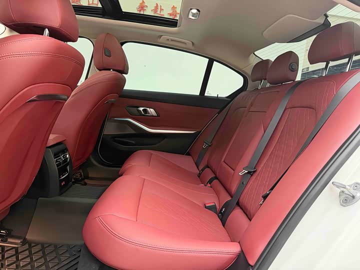BMW i3, 2022 — фото 5 из 9