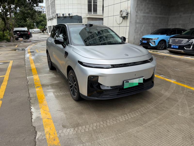 Leapmotor B10, 2025 — фото 3 из 9