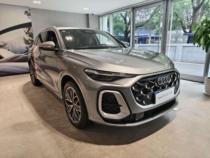 Audi Q5L, 2025 — фото 3 из 12