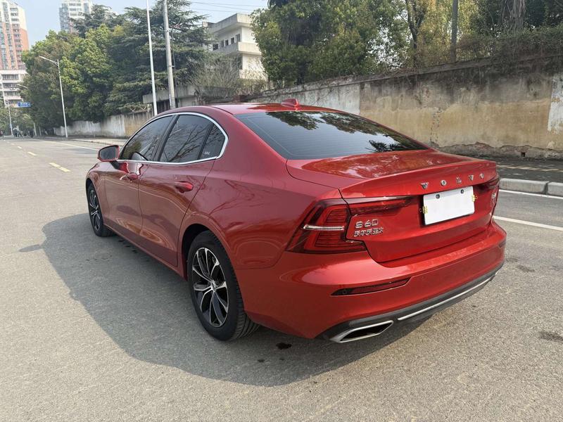 Volvo S60, 2021 — фото 4 из 11