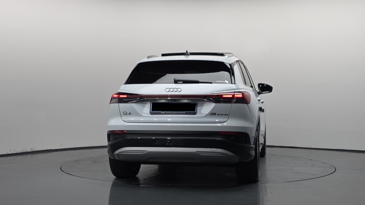 Audi Q4 e-tron, 2025 — фото 4 из 12