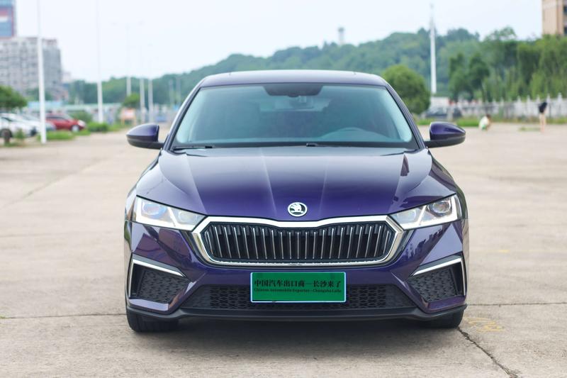 Skoda Octavia Pro, 2022 — фото 2 из 12