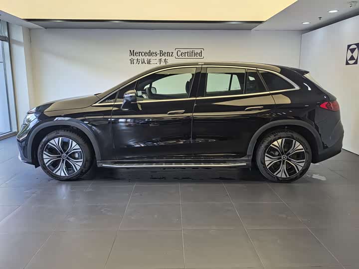 Mercedes-Benz EQE SUV, 2025 — фото 2 из 9