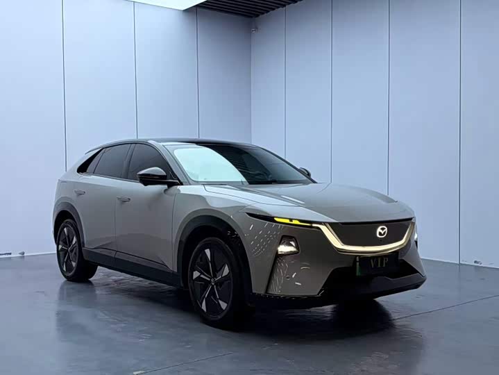 Mazda EZ-60, 2026 — фото 4 из 9