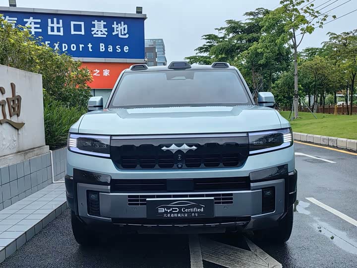 BYD FangChengBao Leopard 8, 2024 — фото 2 из 9