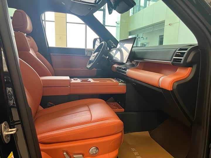 BYD FangChengBao Titanium 7 (Tai 7), 2025 — фото 8 из 9