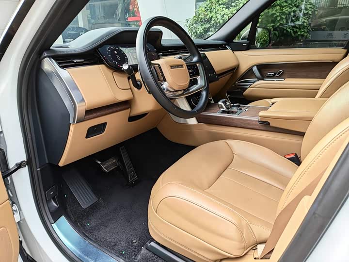 Land Rover Range Rover, 2023 — фото 4 из 9
