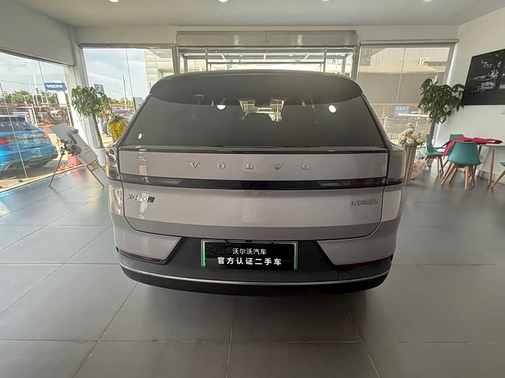 Volvo XC70 Hybrid, 2025 — фото 9 из 9