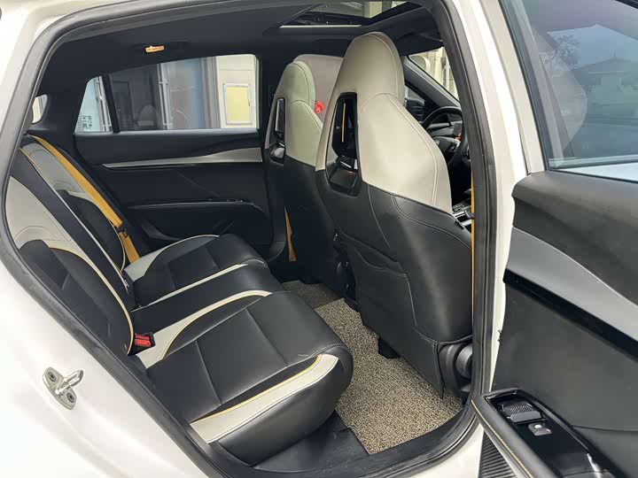 MG Motor 5 Scorpio, 2022 — фото 7 из 9