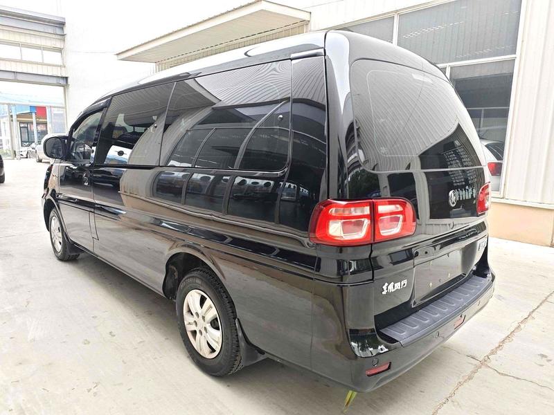 Dongfeng Forthing Lingzhi M5, 2022 — фото 3 из 9
