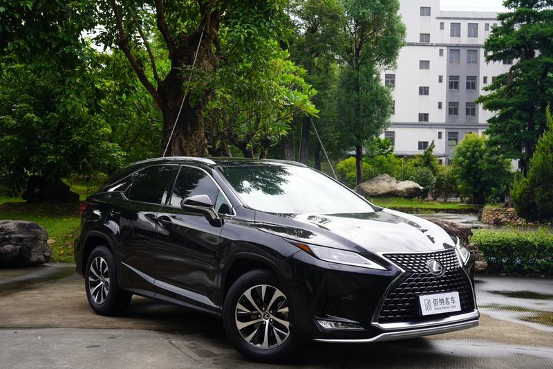 Lexus RX, 2022 — фото 3 из 12