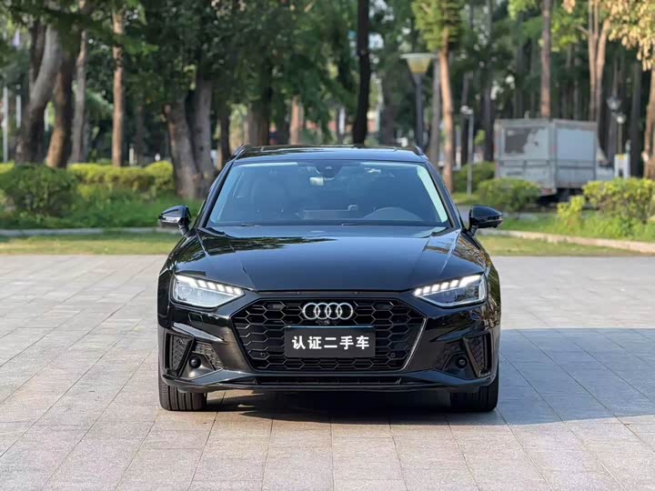 Audi A4, 2022 — фото 2 из 9