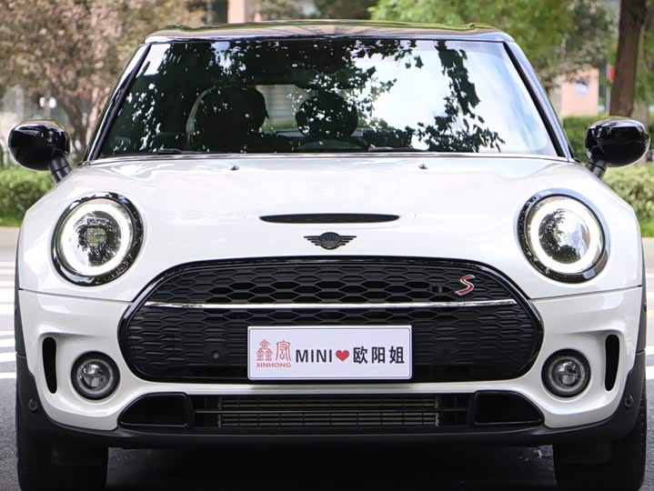 Mini Clubman, 2024 — фото 2 из 9