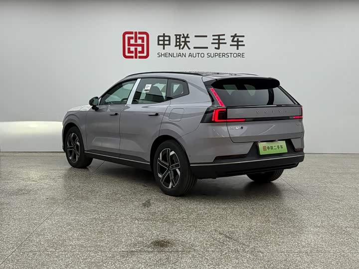 Volvo XC70 Hybrid, 2025 — фото 3 из 9