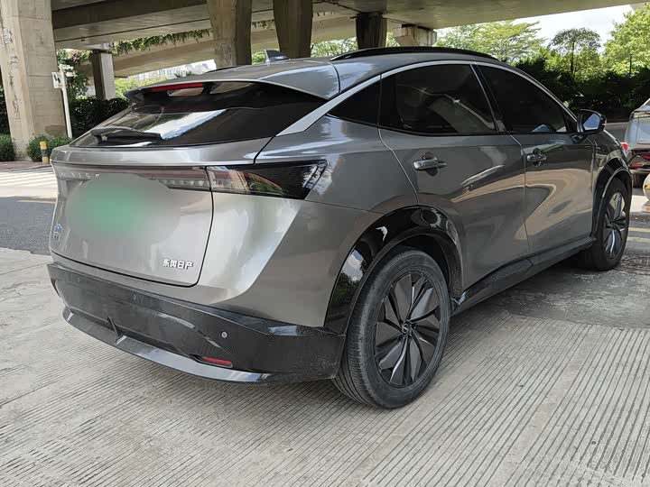 Nissan Ariya EV, 2022 — фото 5 из 9