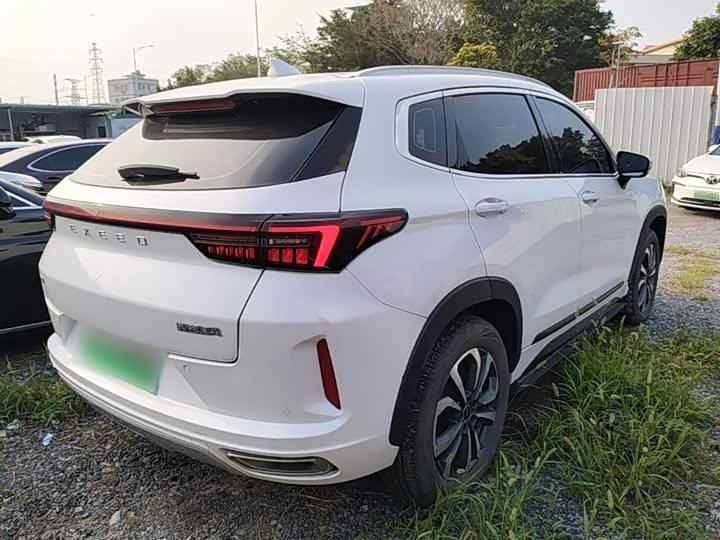 Exeed LX C-DM Hybrid, 2022 — фото 5 из 9