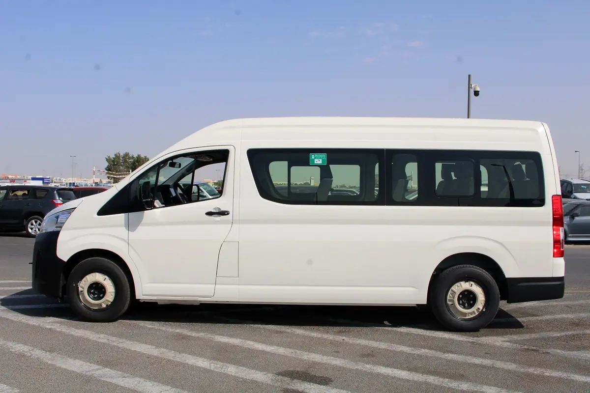 Toyota Hiace, 2026 — фото 5 из 10