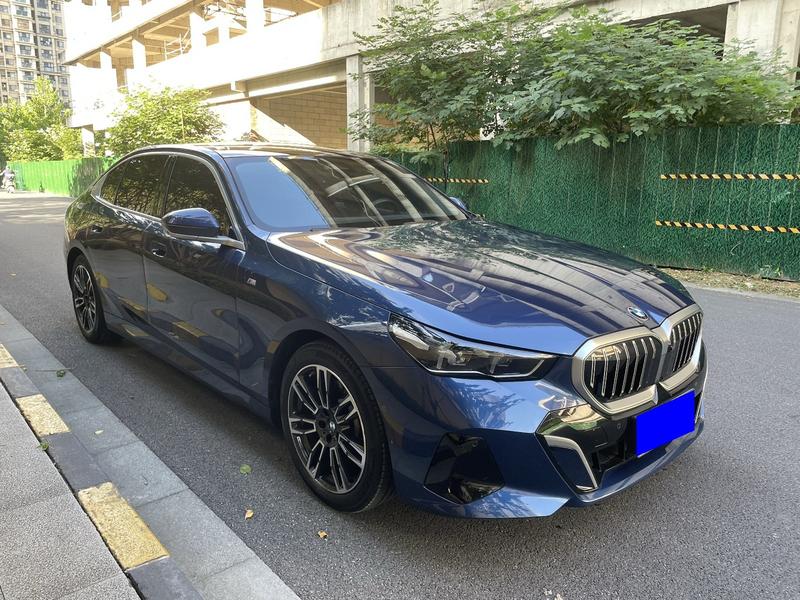 BMW 5 Series, 2024 — фото 3 из 12
