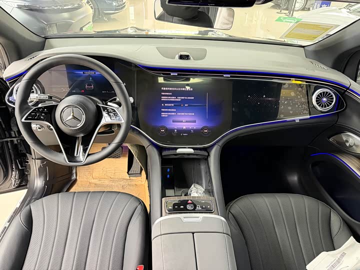 Mercedes-Benz EQS SUV, 2026 — фото 7 из 9
