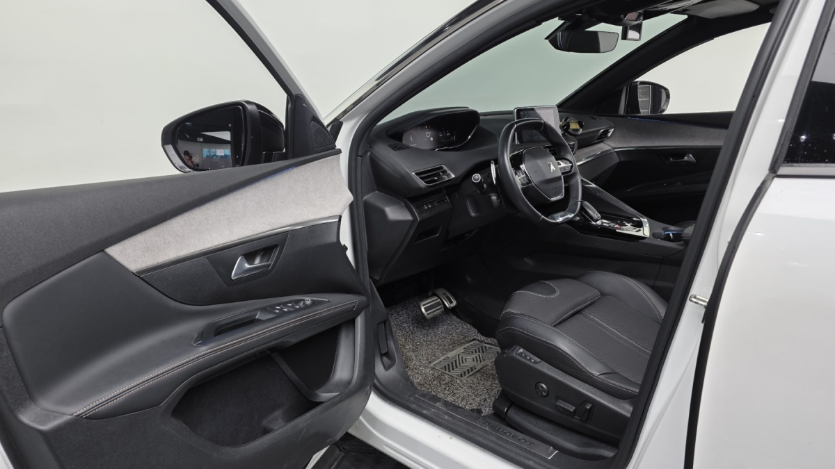 Peugeot 5008, 2022 — фото 9 из 12