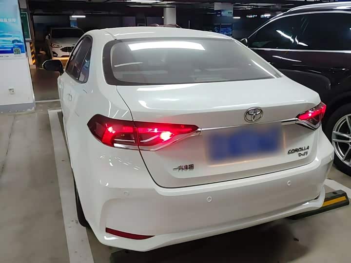 Toyota Corolla, 2023 — фото 5 из 9