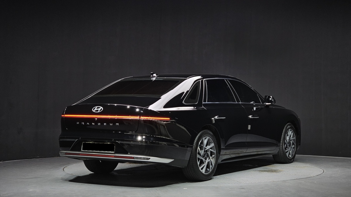 Hyundai Grandeur, 2022 — фото 2 из 12