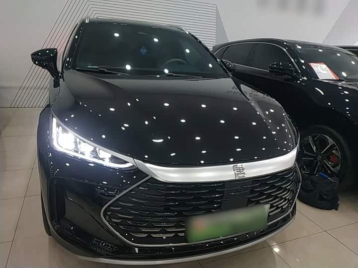 BYD Tang Hybrid/EV, 2024 — фото 3 из 9