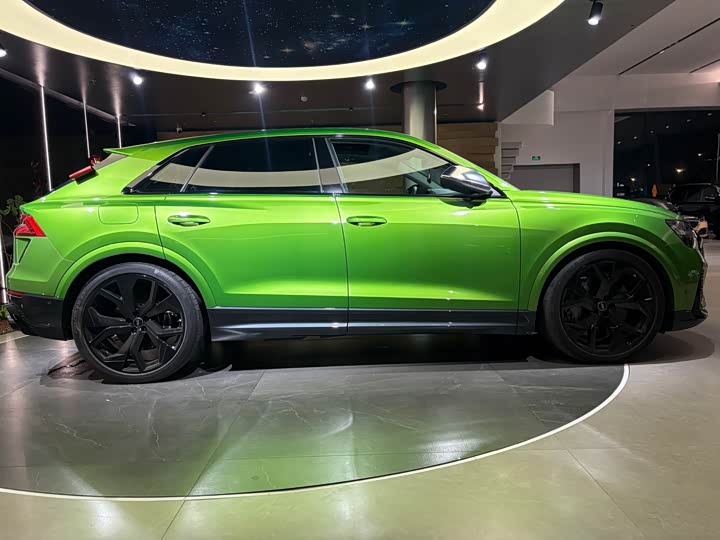 Audi RS Q8, 2022 — фото 7 из 9