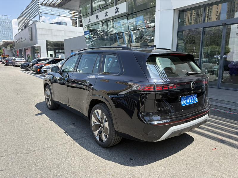 Volkswagen Teramont Pro, 2025 — фото 5 из 12