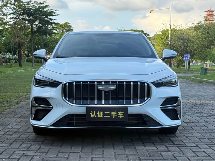 Geely Emgrand, 2025 — фото 2 из 9
