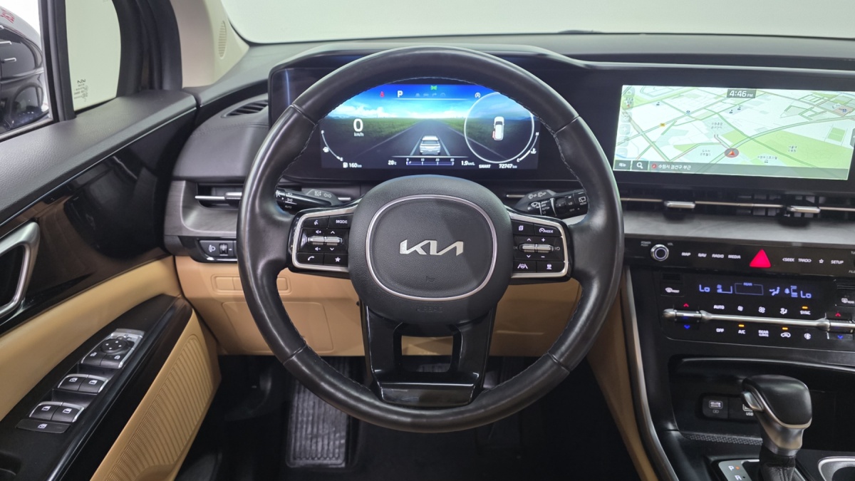 Kia Carnival, 2023 — фото 11 из 12