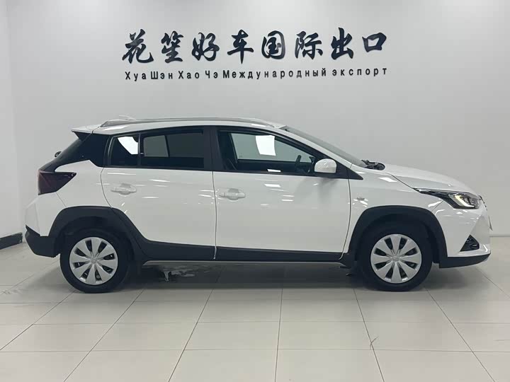 Toyota Yaris L Hatchback, 2022 — фото 4 из 9