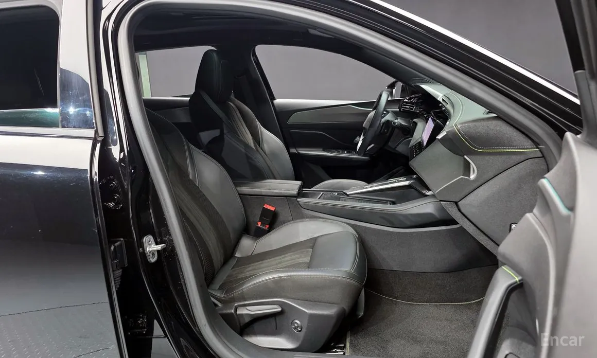 Peugeot 308, 2022 — фото 10 из 12