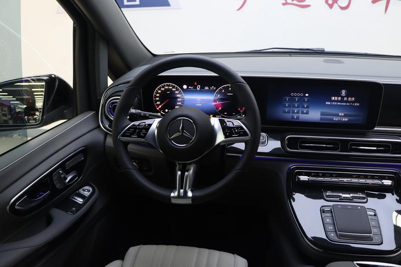 Mercedes-Benz V-Class, 2025 — фото 9 из 12